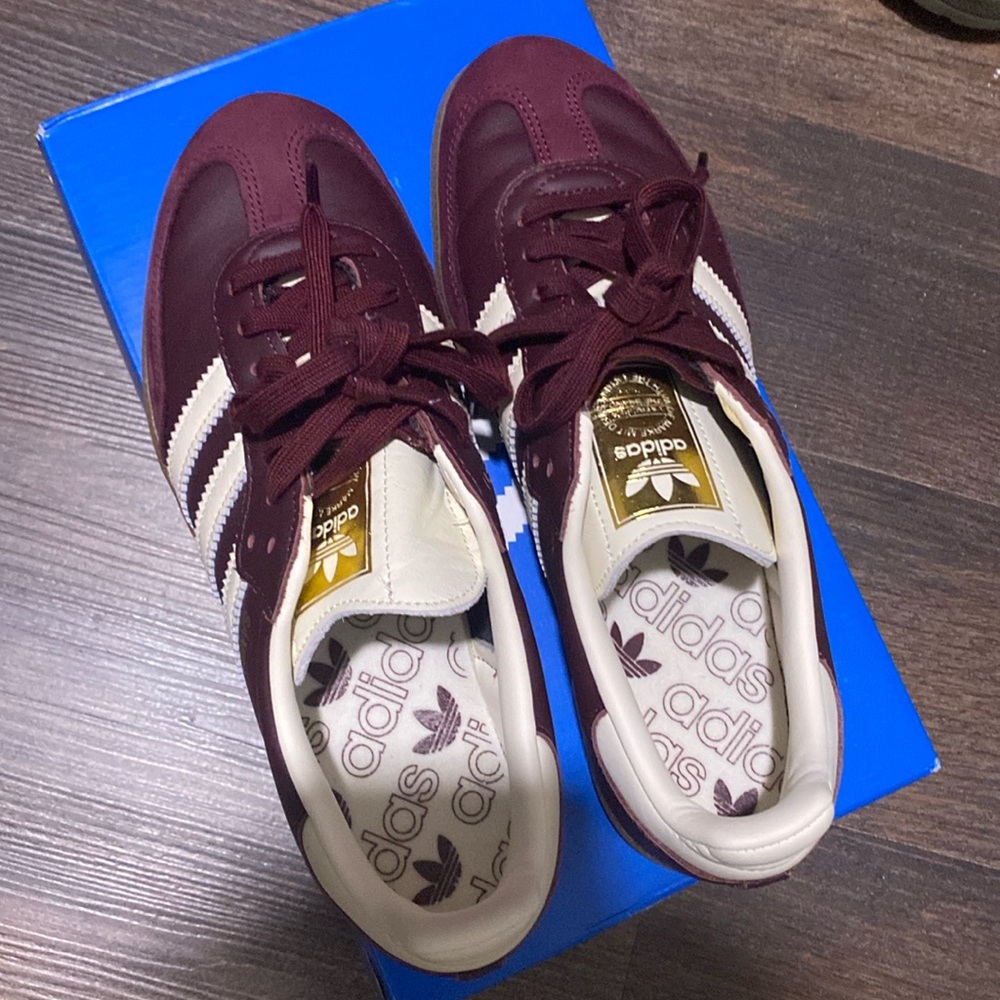Rare Adidas Sambas in maroon. US W 9, M 7 1/2. Only worn once.
